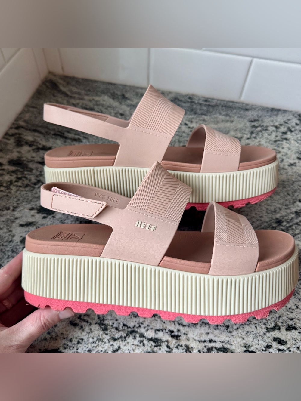 REEF Women's Water Vista Higher in Sunset Coral. Size 7. VGUC - Picture 6 of 8